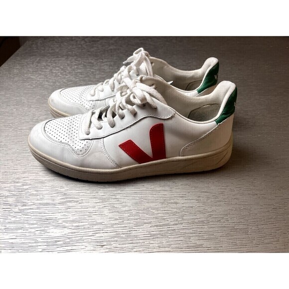 VEJA Men’s V-10 Leather Sneaker Size 9 White Red Fashion Minimalist Preppy - Picture 4 of 9